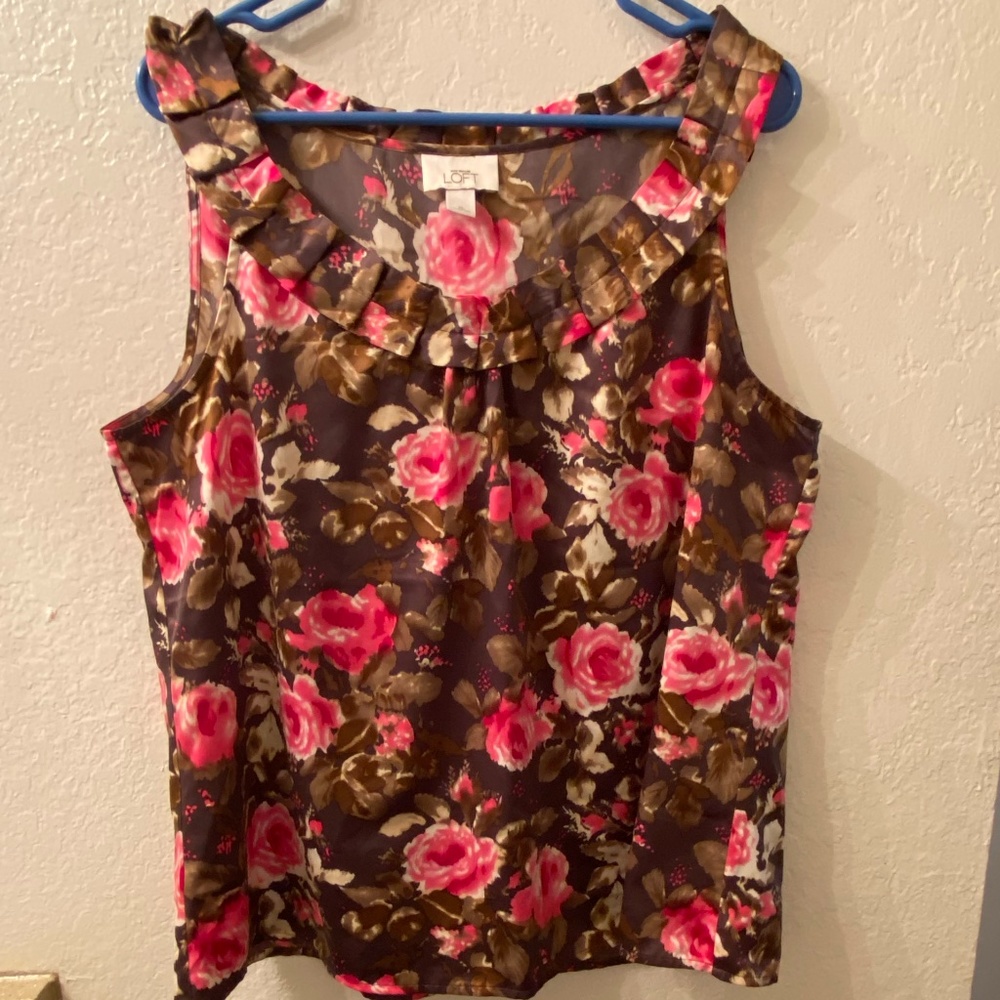 Anne Taylor Loft Floral Top